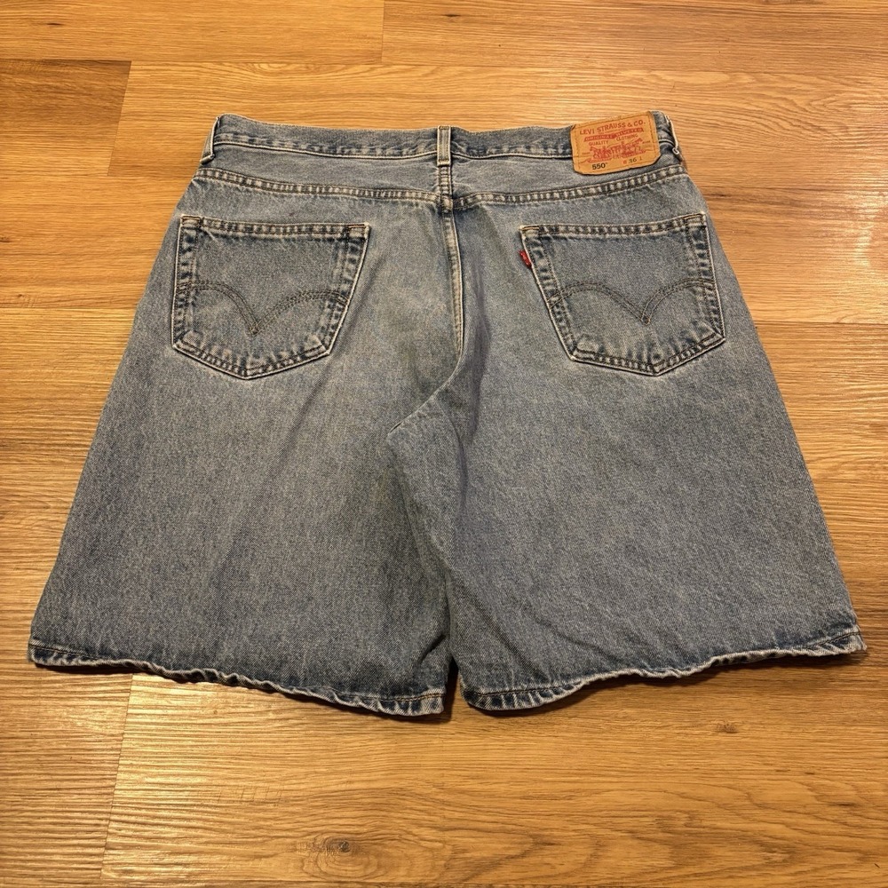 Vintage Levi's 550 Jean Shorts Men's 36 Blue Denim Light Wash Faded Distress Y2K